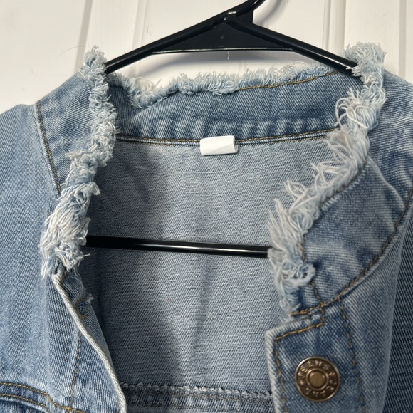 Jean jacket - Picture 4 of 9